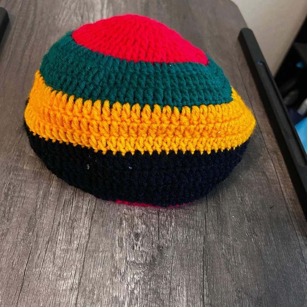 Hand Knit Beret Unisex One Size Multicolor Colorblock Crochet‎ Slouchy Artwear